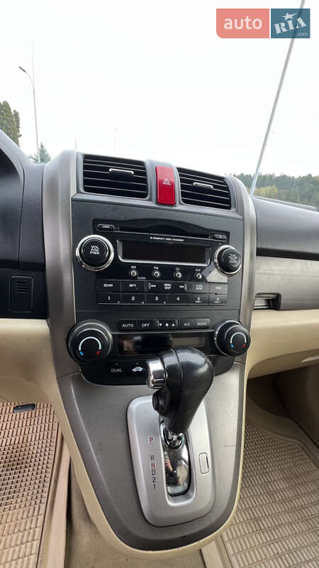Позашляховик / Кросовер Honda CR-V 2007 в Могилів-Подільському