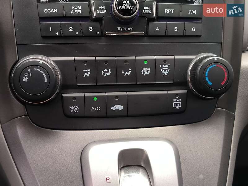 Внедорожник / Кроссовер Honda CR-V 2010 в Киеве