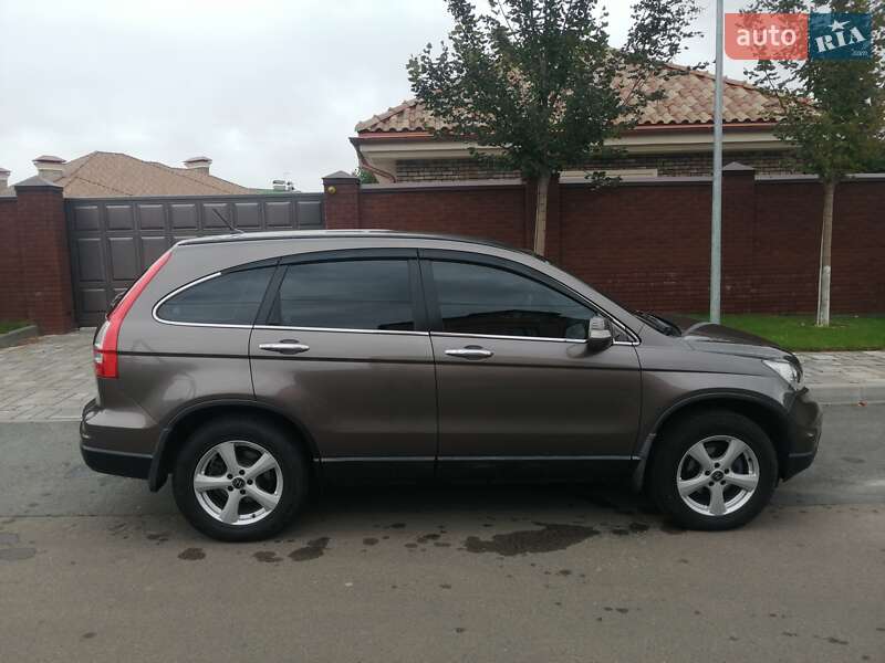 Внедорожник / Кроссовер Honda CR-V 2010 в Киеве