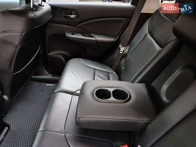 Внедорожник / Кроссовер Honda CR-V 2016 в Харькове