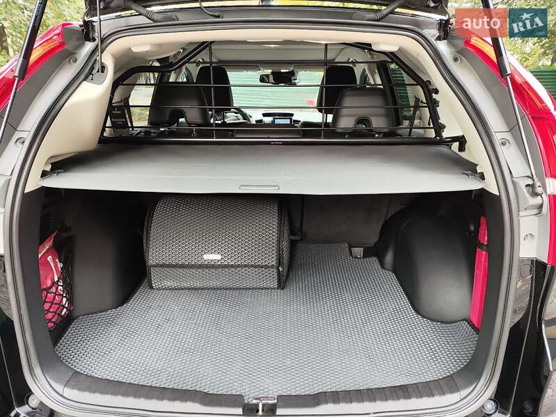 Внедорожник / Кроссовер Honda CR-V 2016 в Харькове