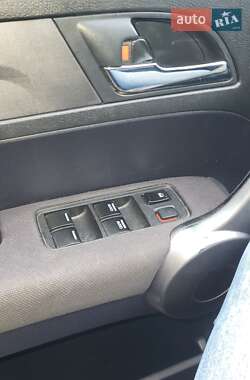 Внедорожник / Кроссовер Honda CR-V 2008 в 