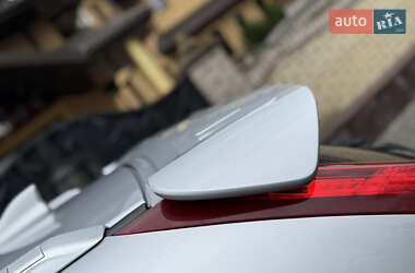 Внедорожник / Кроссовер Honda CR-V 2015 в 