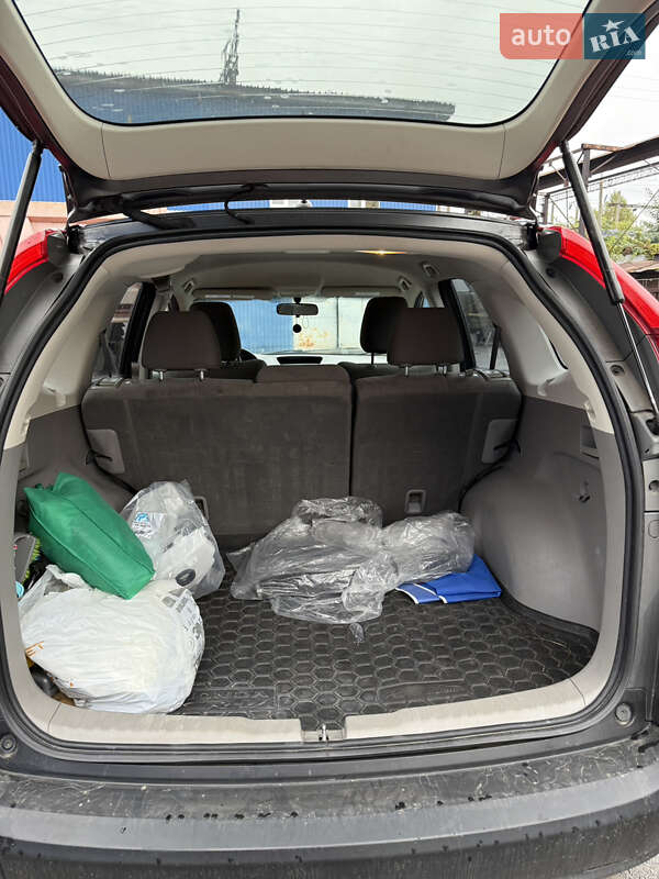 Позашляховик / Кросовер Honda CR-V 2012 в Києві
