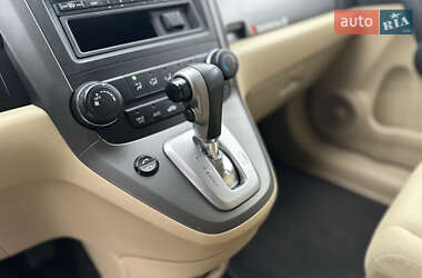 Внедорожник / Кроссовер Honda CR-V 2011 в 
