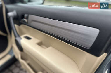 Внедорожник / Кроссовер Honda CR-V 2011 в 