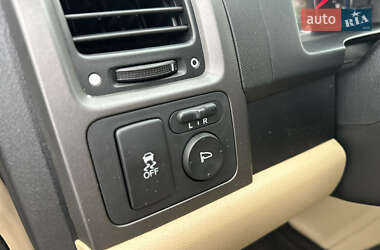 Внедорожник / Кроссовер Honda CR-V 2011 в 