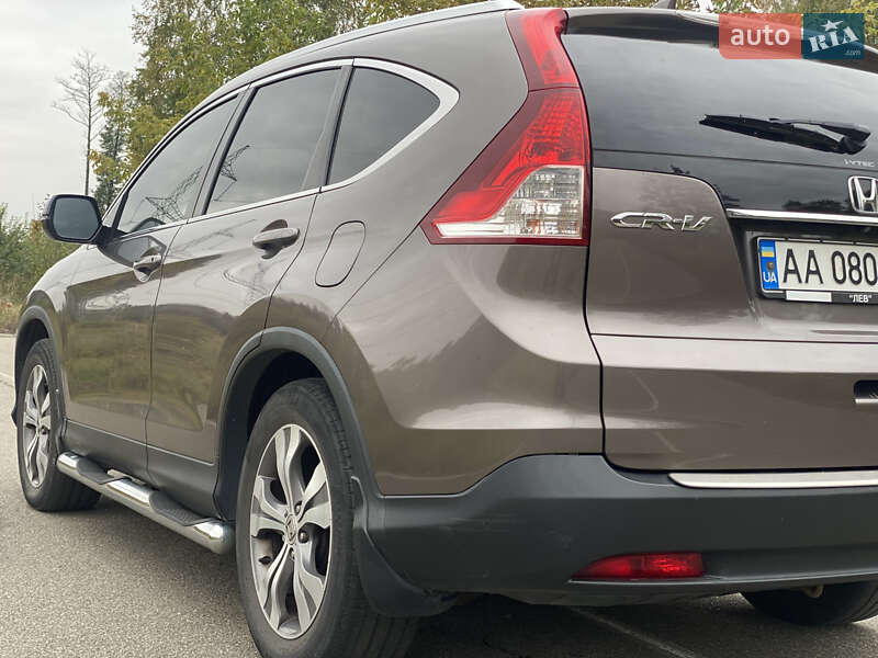 Внедорожник / Кроссовер Honda CR-V 2013 в Киеве