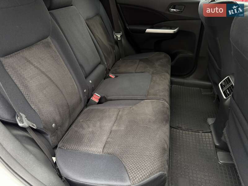 Внедорожник / Кроссовер Honda CR-V 2016 в Виннице
