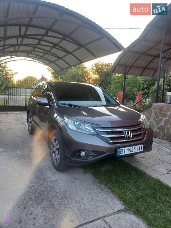 Внедорожник / Кроссовер Honda CR-V 2013 в Решетиловке