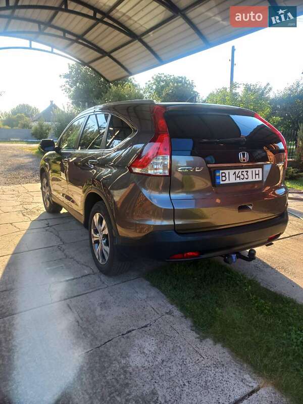 Внедорожник / Кроссовер Honda CR-V 2013 в Решетиловке