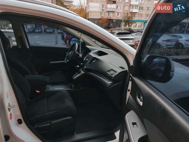 Внедорожник / Кроссовер Honda CR-V 2013 в Киеве