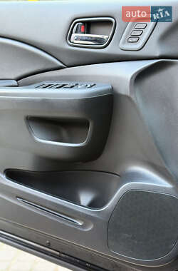 Позашляховик / Кросовер Honda CR-V 2013 в 