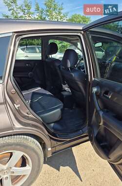 Позашляховик / Кросовер Honda CR-V 2010 в  фото 3 Позашляховик / Кросовер Honda CR-V 2010 в