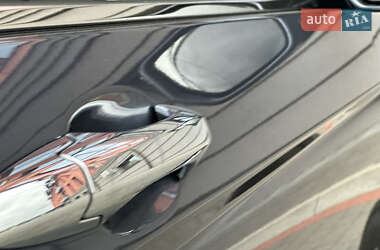 Внедорожник / Кроссовер Honda CR-V 2012 в 