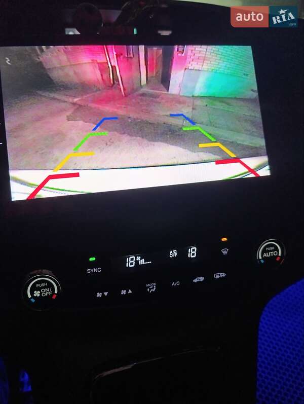 Внедорожник / Кроссовер Honda CR-V 2013 в Новояворовске