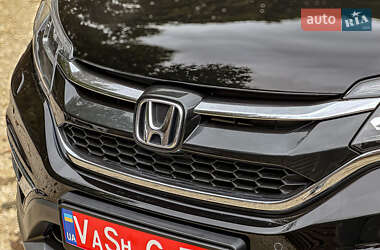Позашляховик / Кросовер Honda CR-V 2017 в  фото 46 Позашляховик / Кросовер Honda CR-V 2017 в