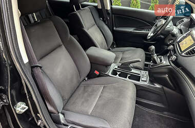 Позашляховик / Кросовер Honda CR-V 2017 в  фото 110 Позашляховик / Кросовер Honda CR-V 2017 в