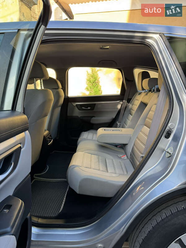 Внедорожник / Кроссовер Honda CR-V 2017 в Самборе