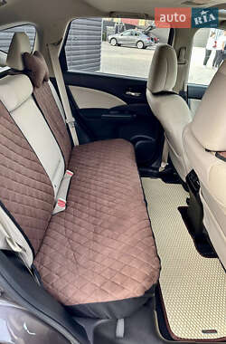 Внедорожник / Кроссовер Honda CR-V 2015 в 