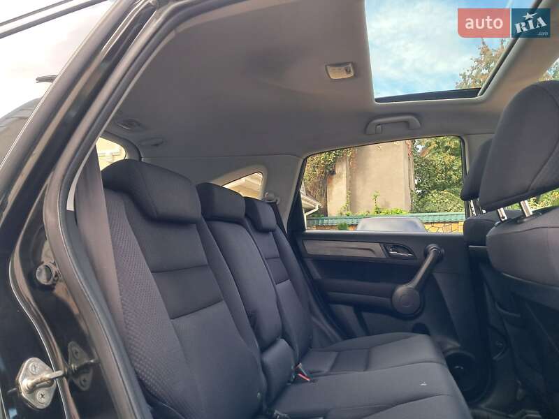 Внедорожник / Кроссовер Honda CR-V 2008 в Могилев-Подольске