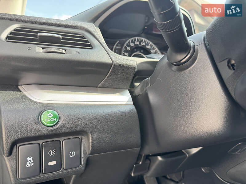 Внедорожник / Кроссовер Honda CR-V 2015 в Киеве