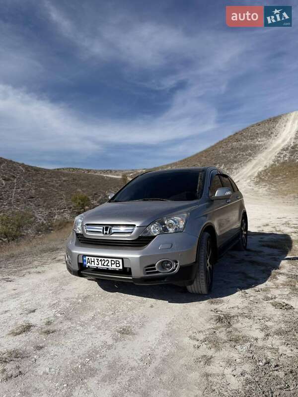 Внедорожник / Кроссовер Honda CR-V 2006 в Краматорске