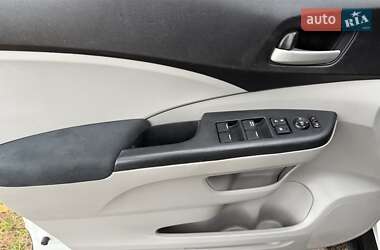 Внедорожник / Кроссовер Honda CR-V 2015 в 