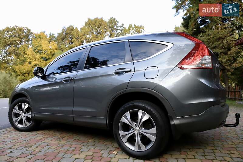 Внедорожник / Кроссовер Honda CR-V 2014 в Дрогобыче