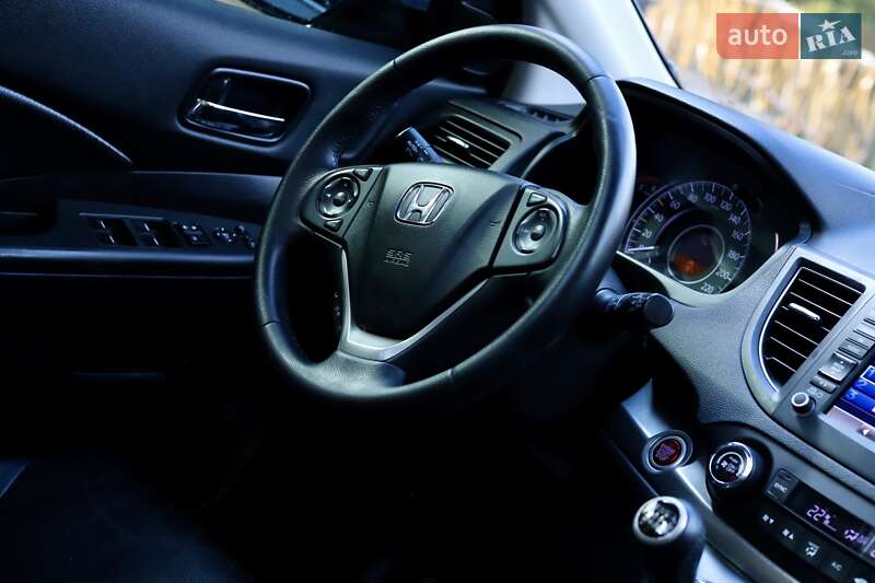 Внедорожник / Кроссовер Honda CR-V 2014 в Дрогобыче
