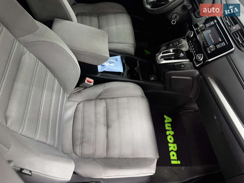 Внедорожник / Кроссовер Honda CR-V 2018 в Одессе