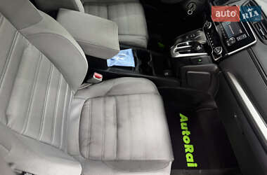 Внедорожник / Кроссовер Honda CR-V 2018 в 