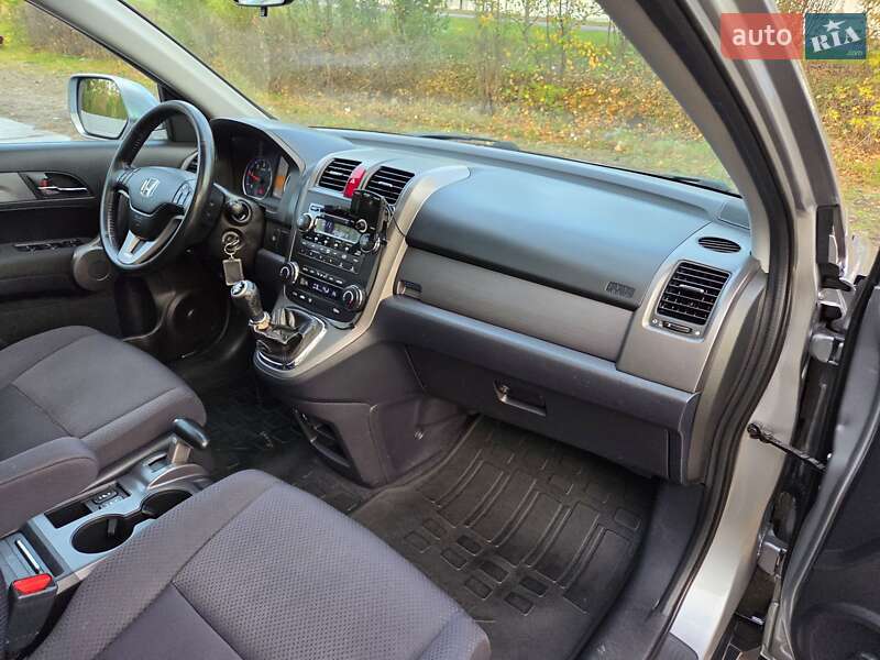 Внедорожник / Кроссовер Honda CR-V 2009 в Харькове