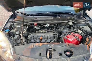 Позашляховик / Кросовер Honda CR-V 2010 в 