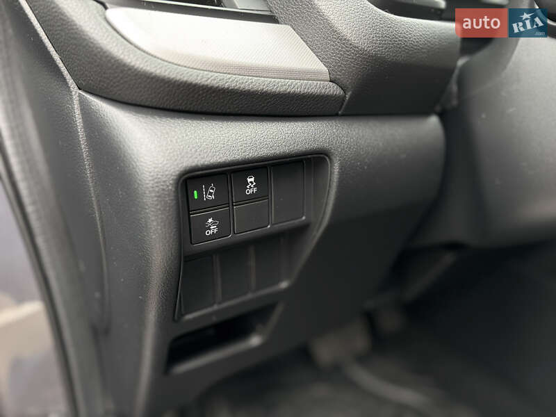 Внедорожник / Кроссовер Honda CR-V 2020 в Киеве