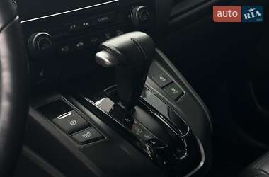 Позашляховик / Кросовер Honda CR-V 2020 в  фото 40 Позашляховик / Кросовер Honda CR-V 2020 в