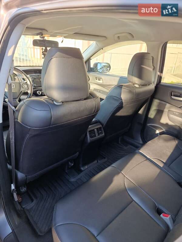 Внедорожник / Кроссовер Honda CR-V 2016 в Львове