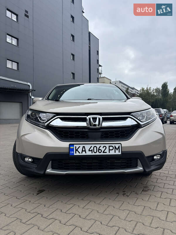 Внедорожник / Кроссовер Honda CR-V 2017 в Киеве