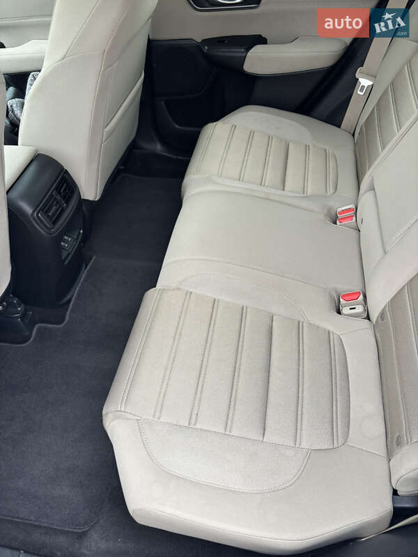 Внедорожник / Кроссовер Honda CR-V 2017 в Киеве