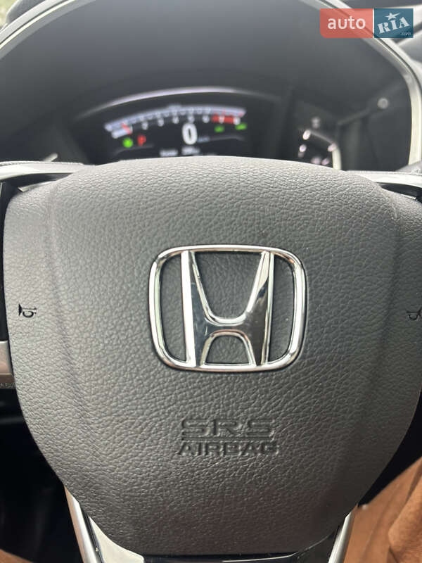 Внедорожник / Кроссовер Honda CR-V 2017 в Киеве