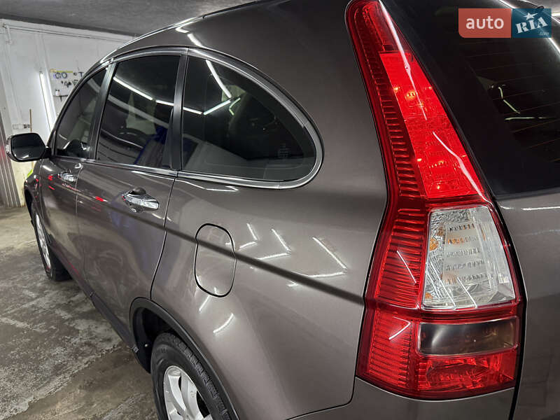 Позашляховик / Кросовер Honda CR-V 2010 в Кременці