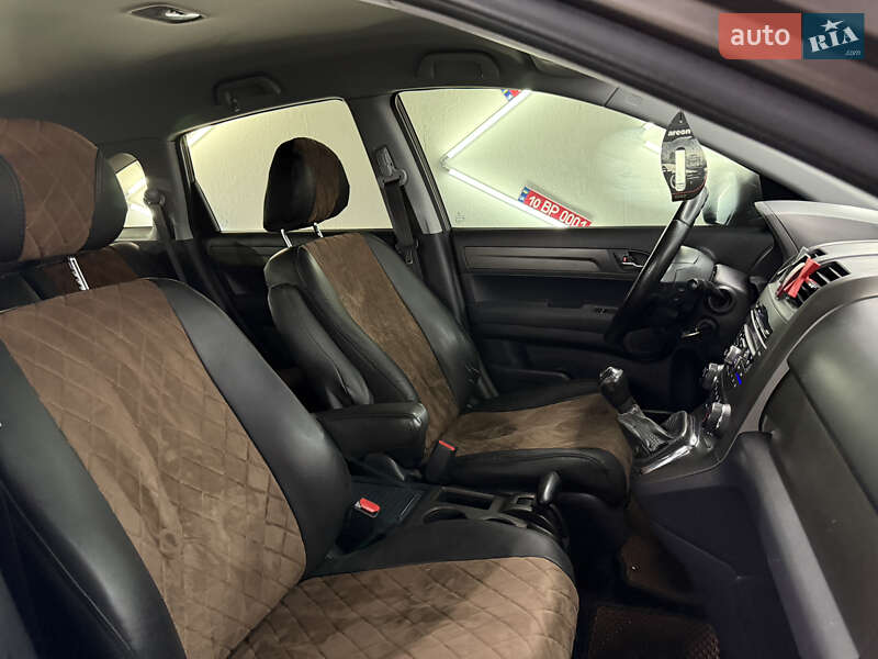 Позашляховик / Кросовер Honda CR-V 2010 в Кременці