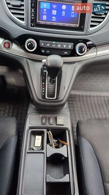 Внедорожник / Кроссовер Honda CR-V 2016 в Киеве