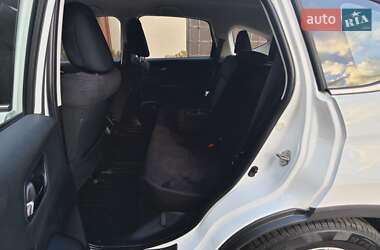 Позашляховик / Кросовер Honda CR-V 2014 в  фото 17 Позашляховик / Кросовер Honda CR-V 2014 в