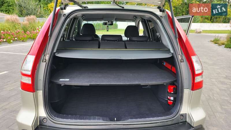 Позашляховик / Кросовер Honda CR-V 2008 в Луцьку