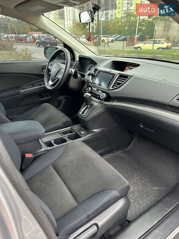 Позашляховик / Кросовер Honda CR-V 2016 в Києві