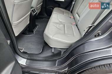 Внедорожник / Кроссовер Honda CR-V 2015 в 