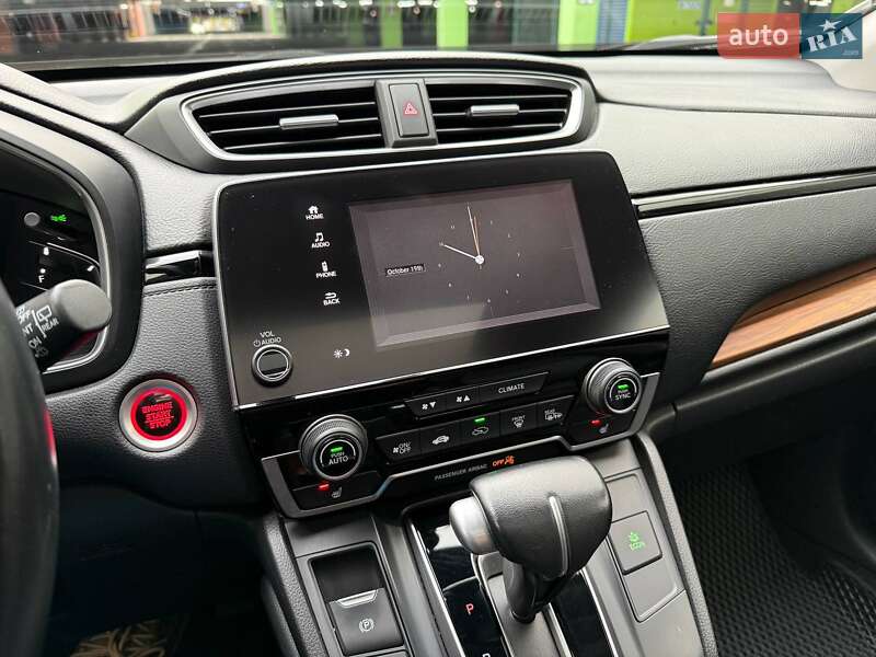 Внедорожник / Кроссовер Honda CR-V 2017 в Киеве