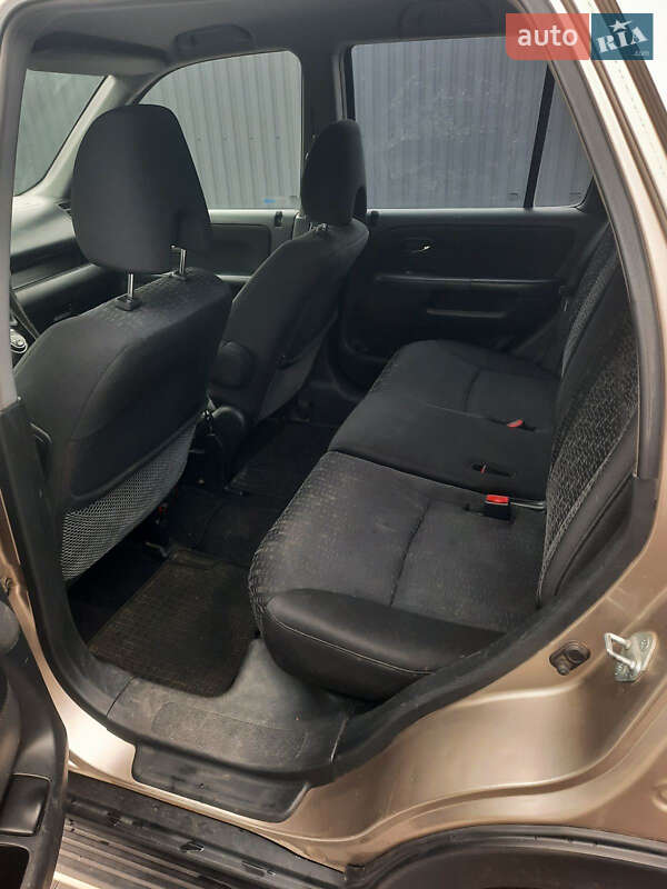 Внедорожник / Кроссовер Honda CR-V 2006 в Костополе