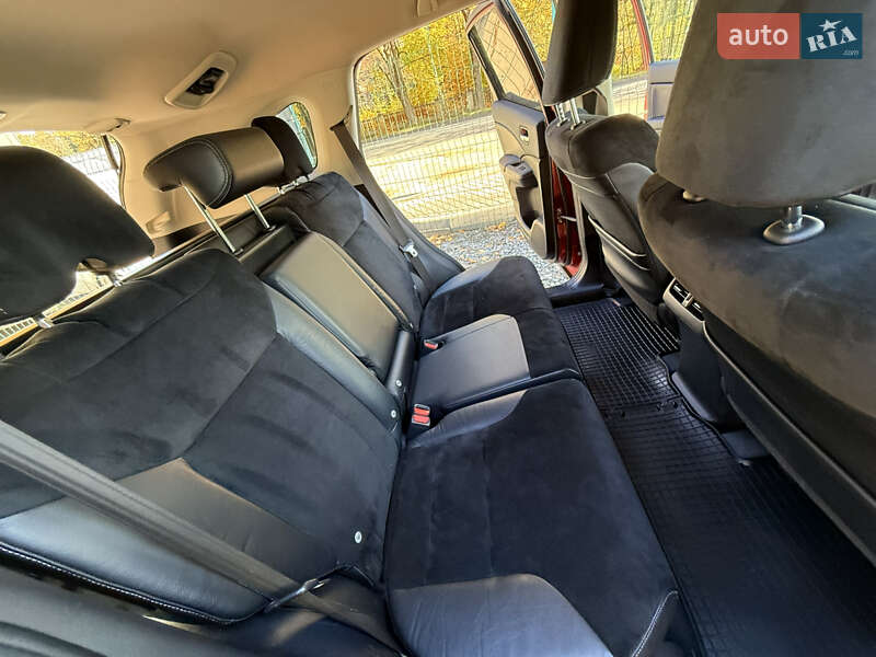 Позашляховик / Кросовер Honda CR-V 2013 в Трускавці фото 37 Позашляховик / Кросовер Honda CR-V 2013 в Трускавці